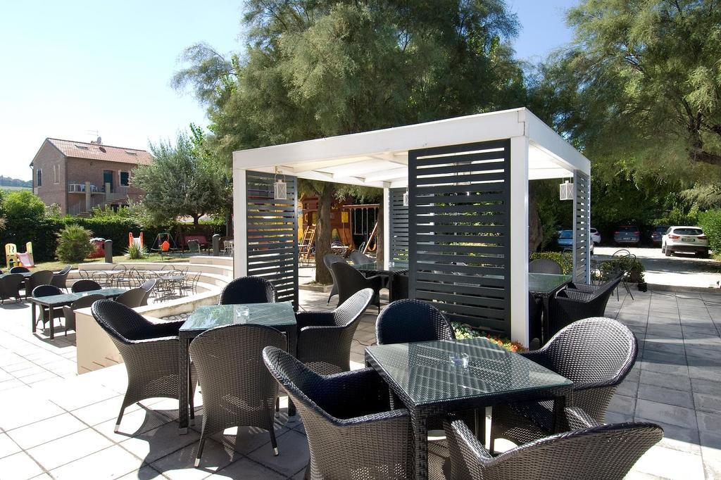 Hotel Nuovo Diana Senigallia Exterior foto
