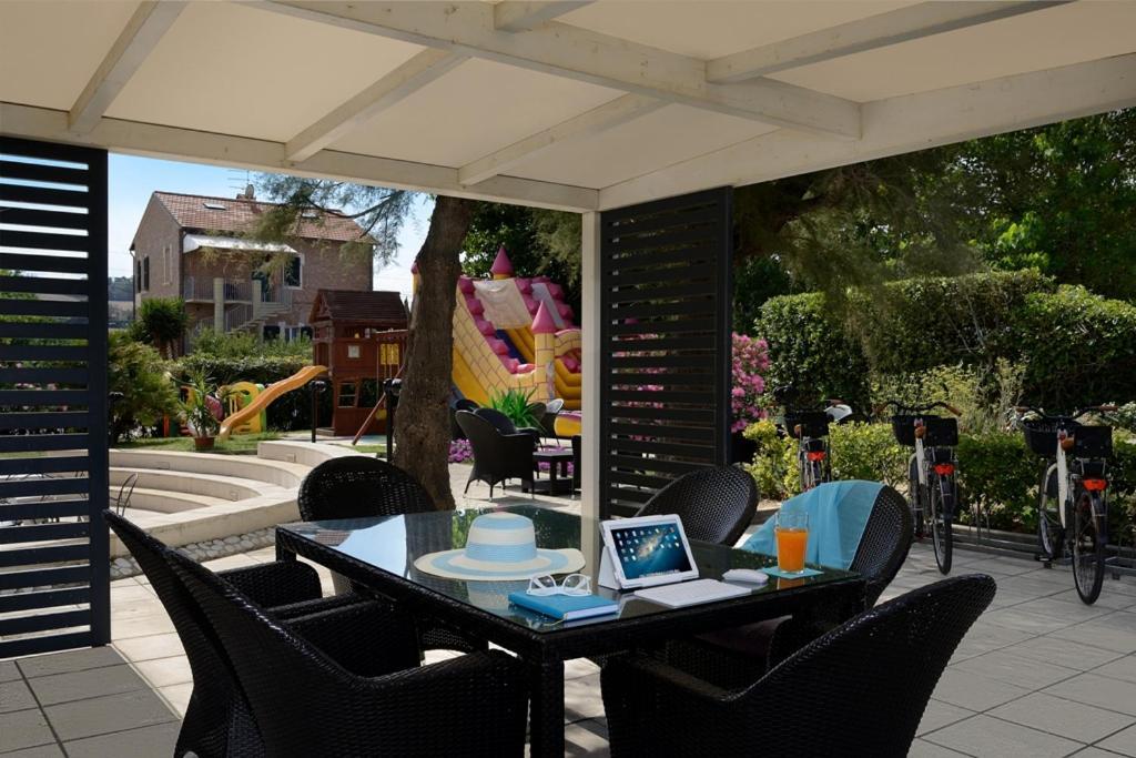 Hotel Nuovo Diana Senigallia Exterior foto